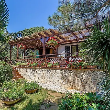 Holiday Casa Milly * Banjole